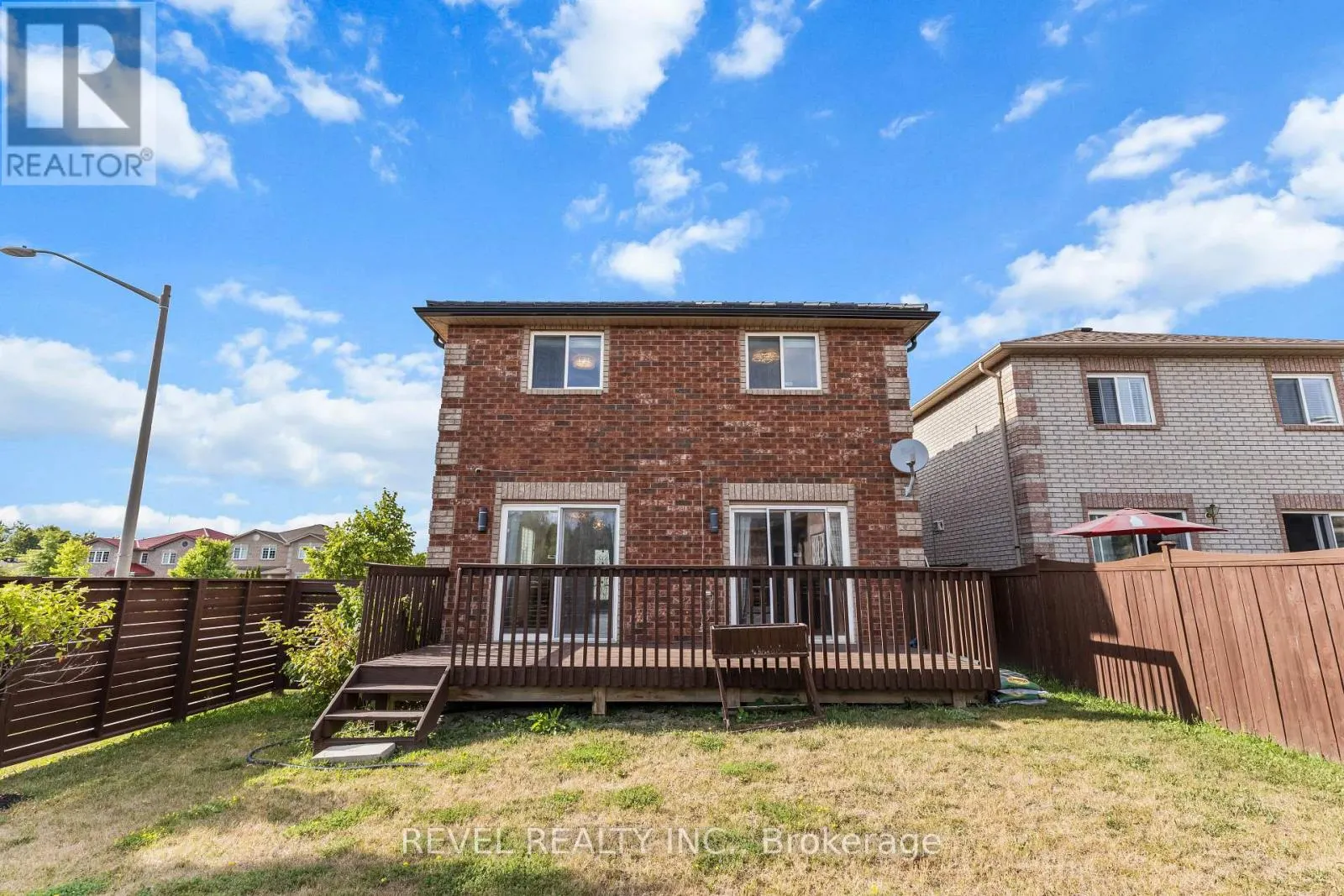 1 GLENHILL DRIVE