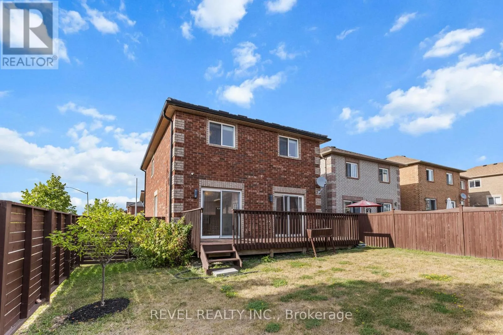1 GLENHILL DRIVE