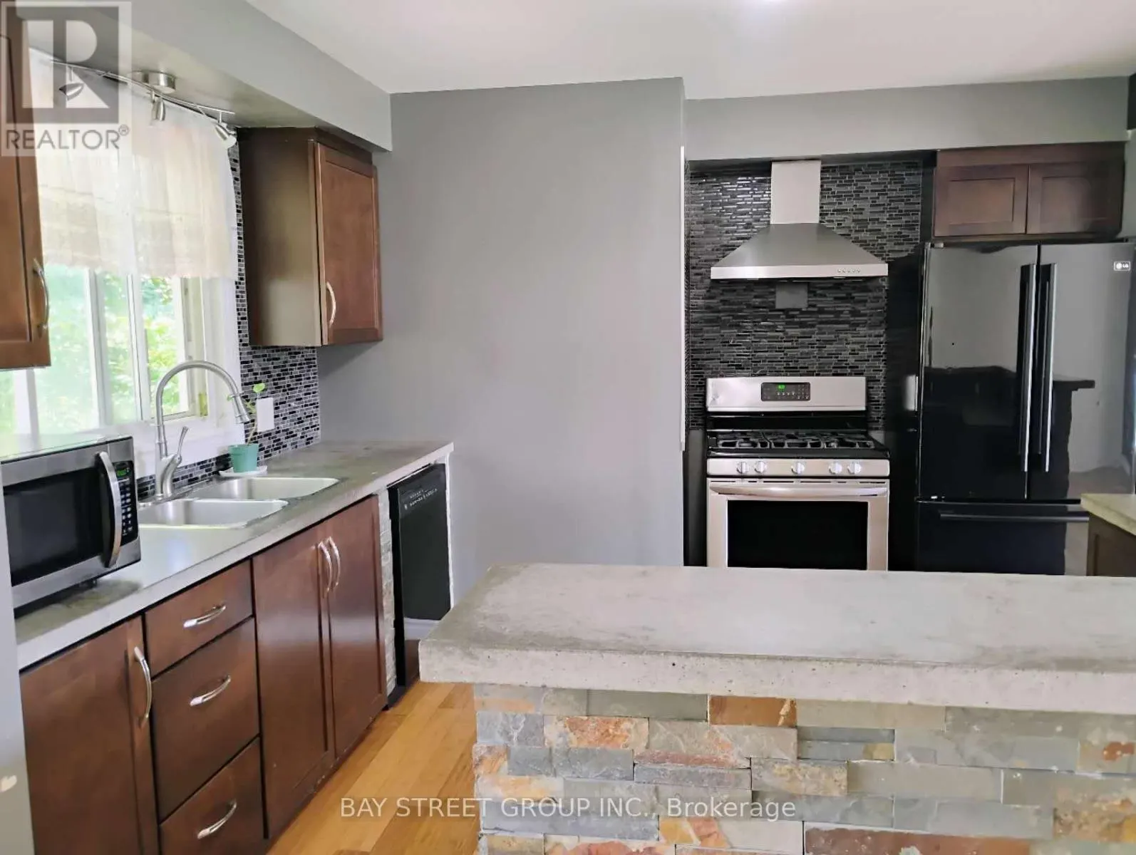 MAIN LEVEL - 418 LITTLE AVENUE