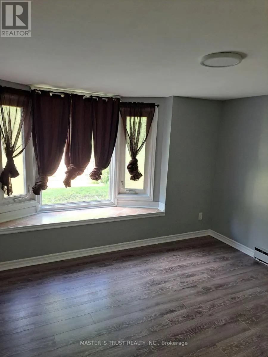 UNIT 3 - 286 GEORGIAN DRIVE