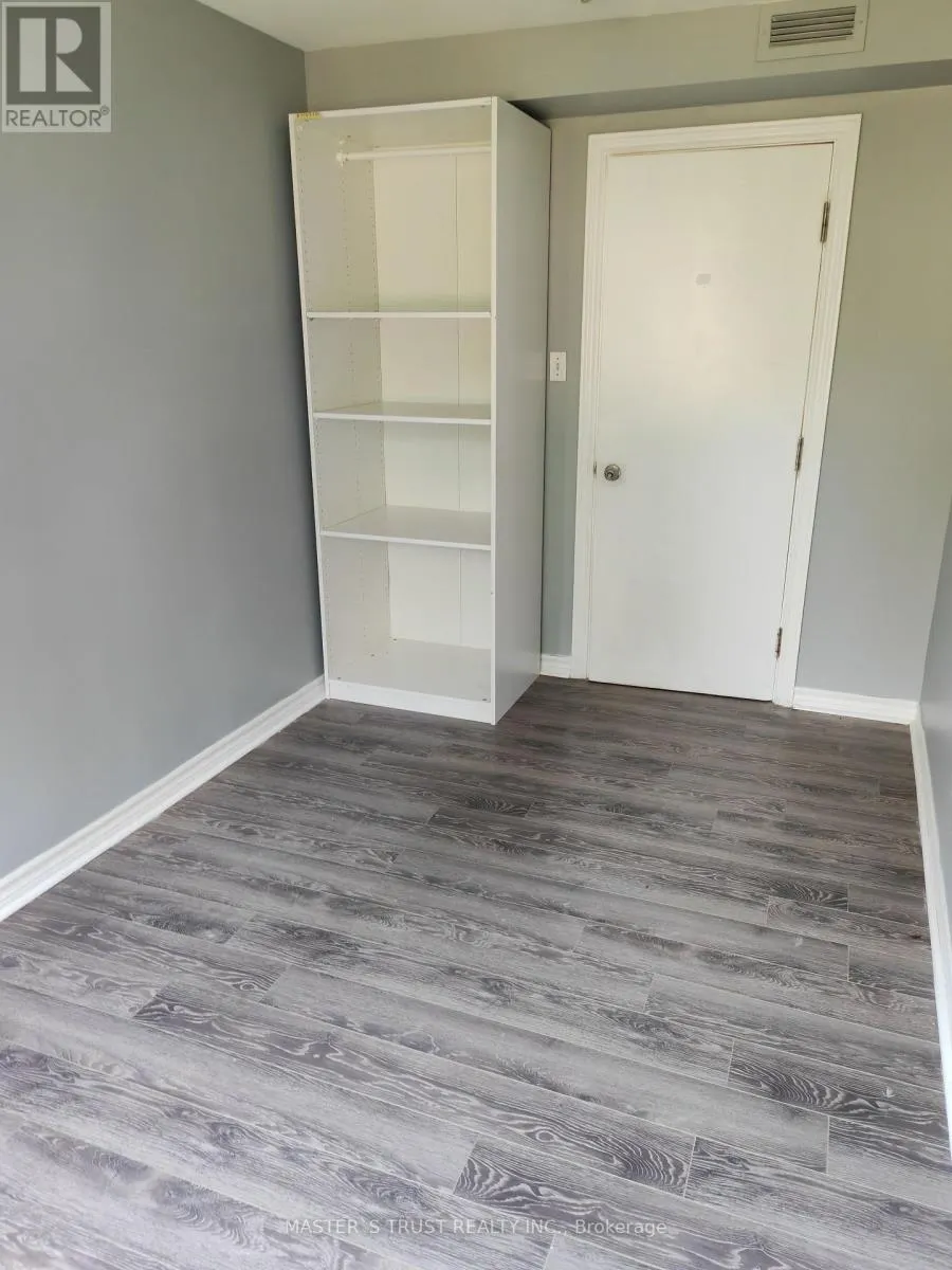 UNIT 3 - 286 GEORGIAN DRIVE