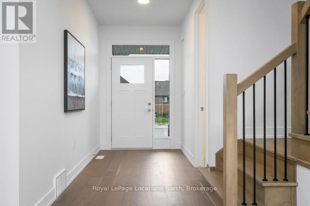 11 SWAIN CRESCENT