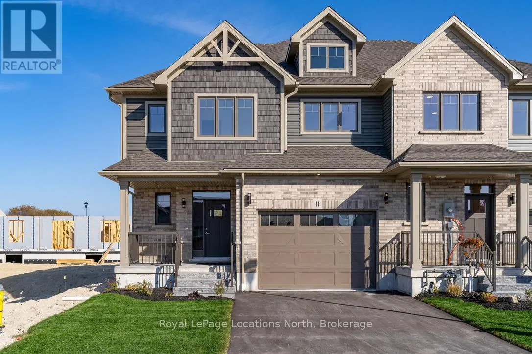 11 SWAIN CRESCENT