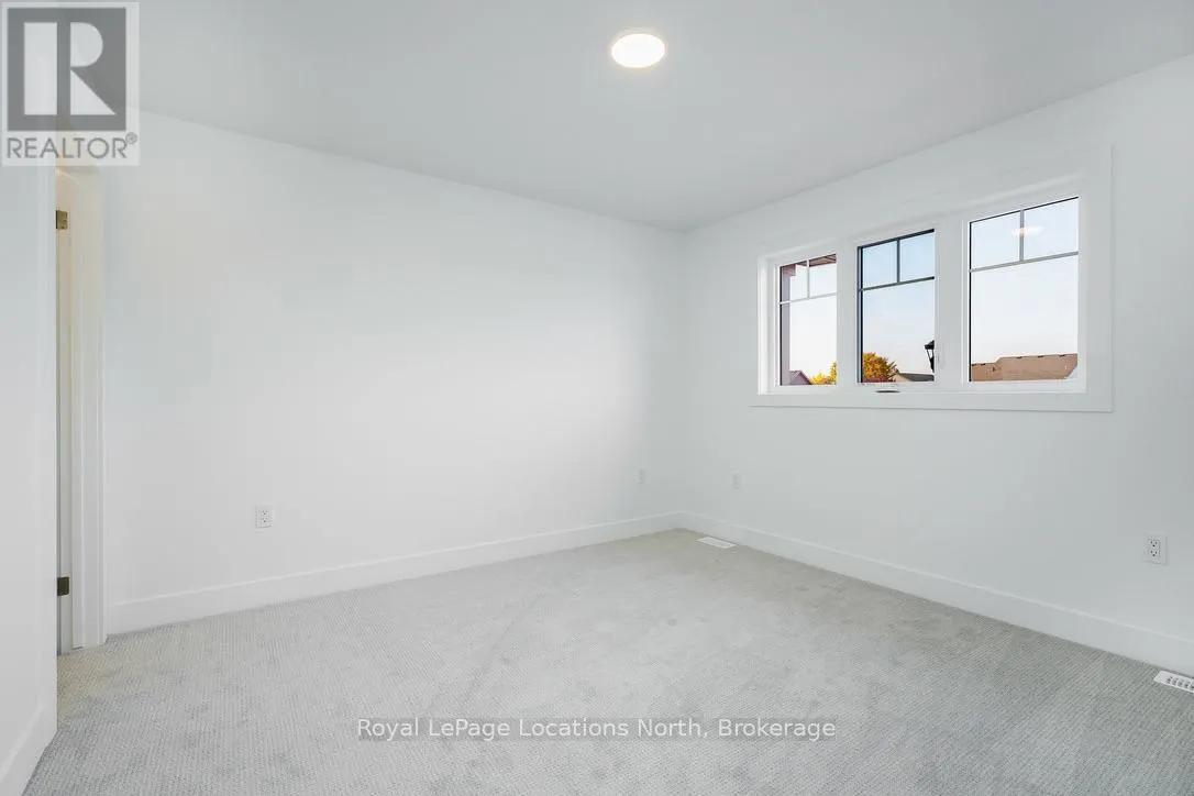 11 SWAIN CRESCENT