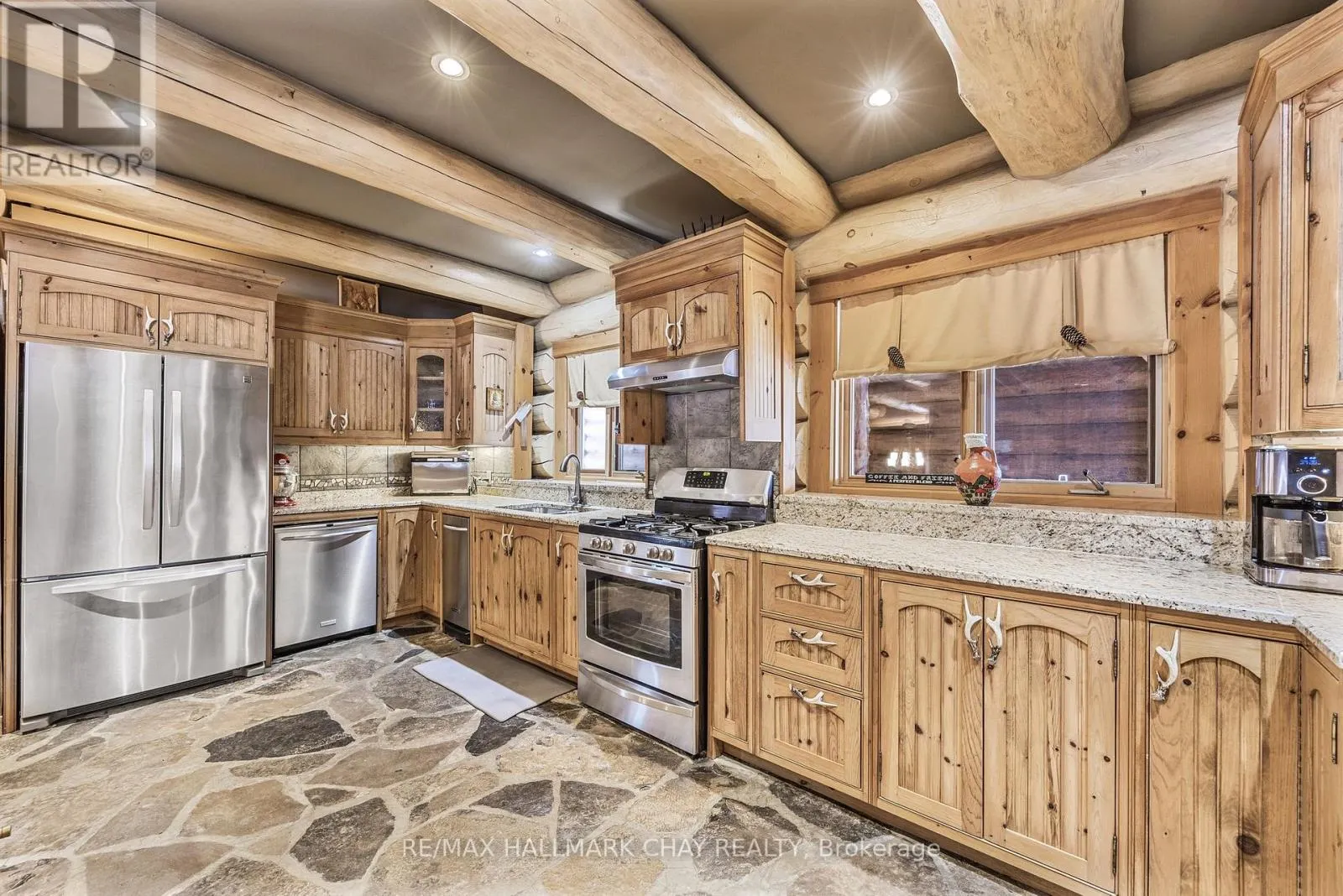 118 HIGHLAND DRIVE