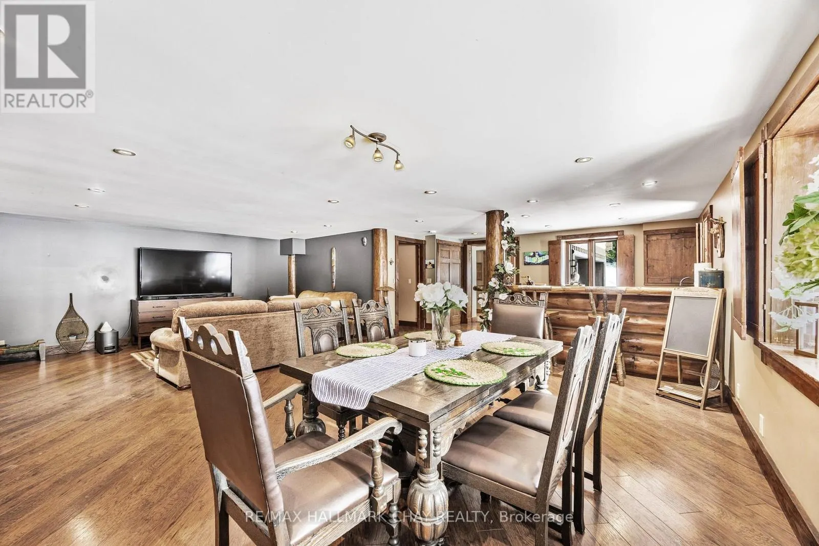 118 HIGHLAND DRIVE