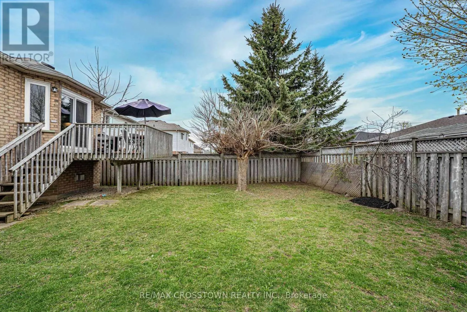 36 LESLIE AVENUE