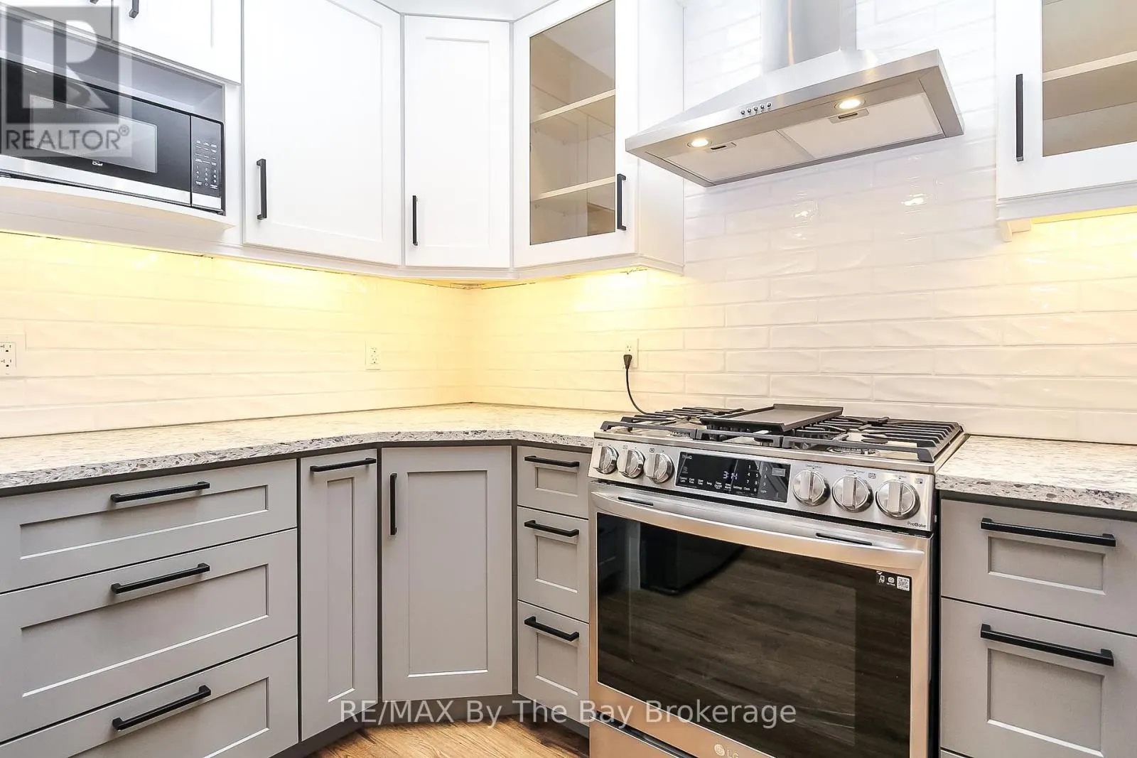 181 KNOX ROAD E