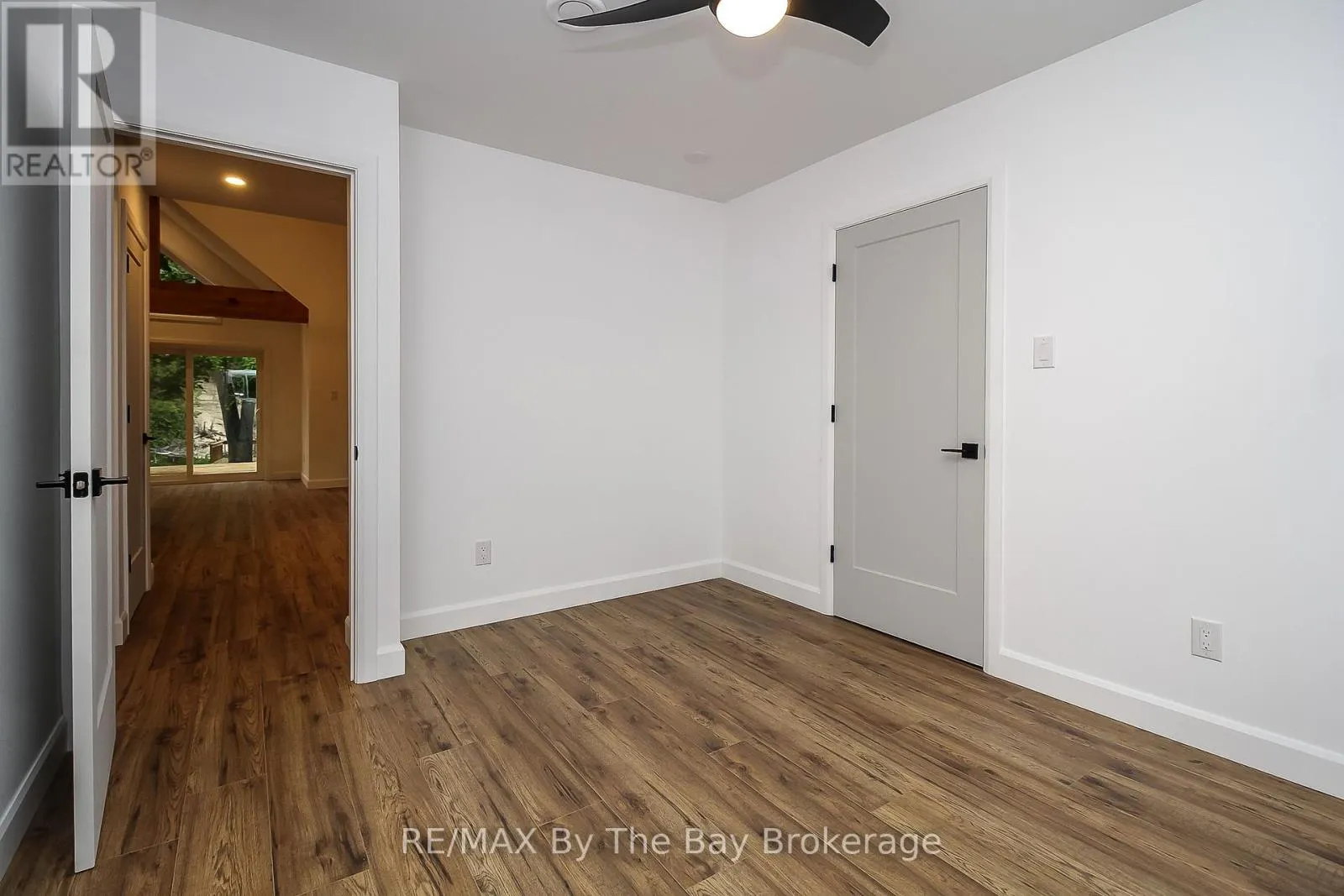 181 KNOX ROAD E