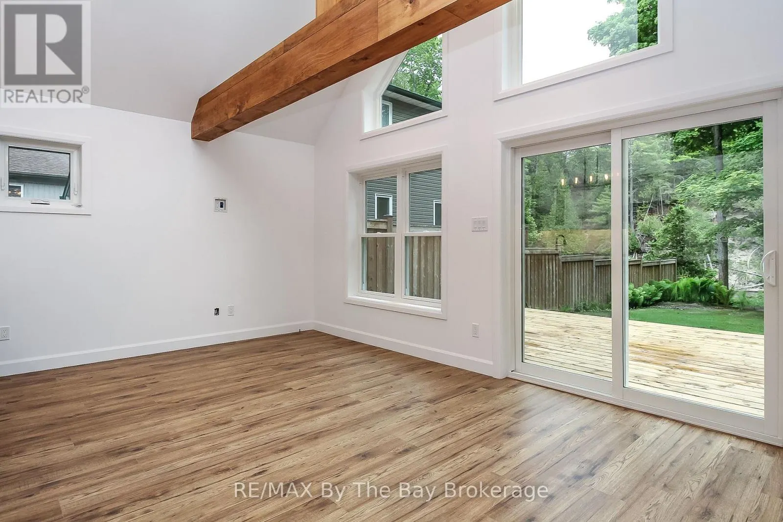 181 KNOX ROAD E