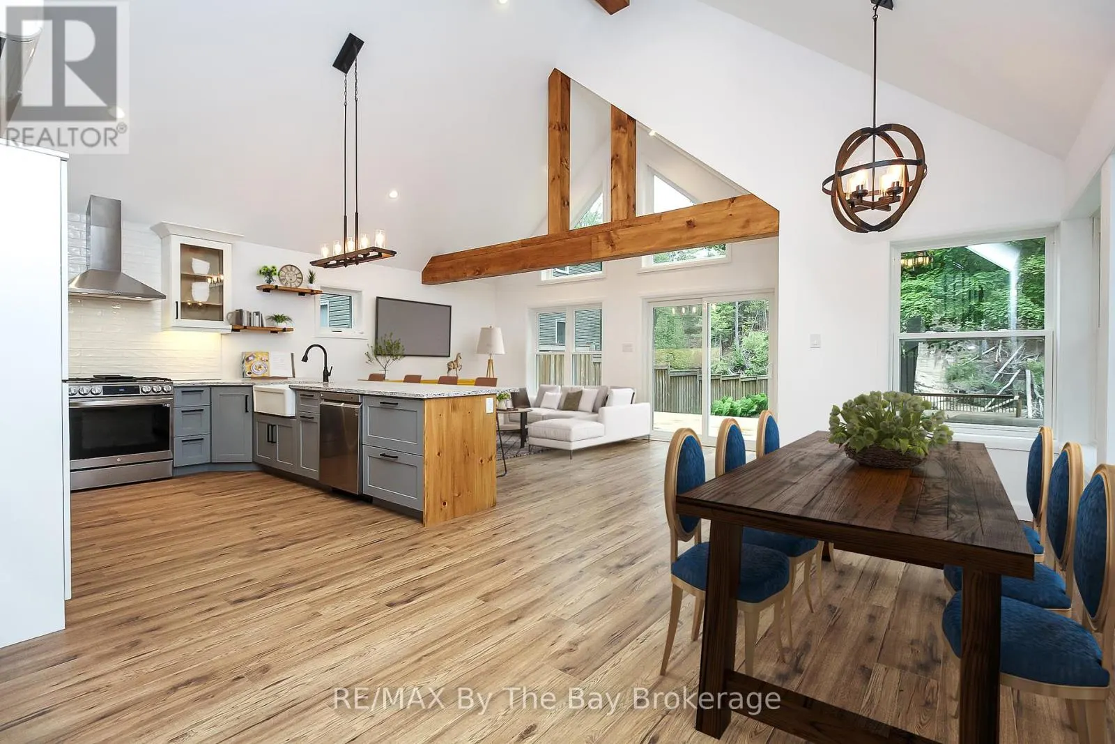 181 KNOX ROAD E