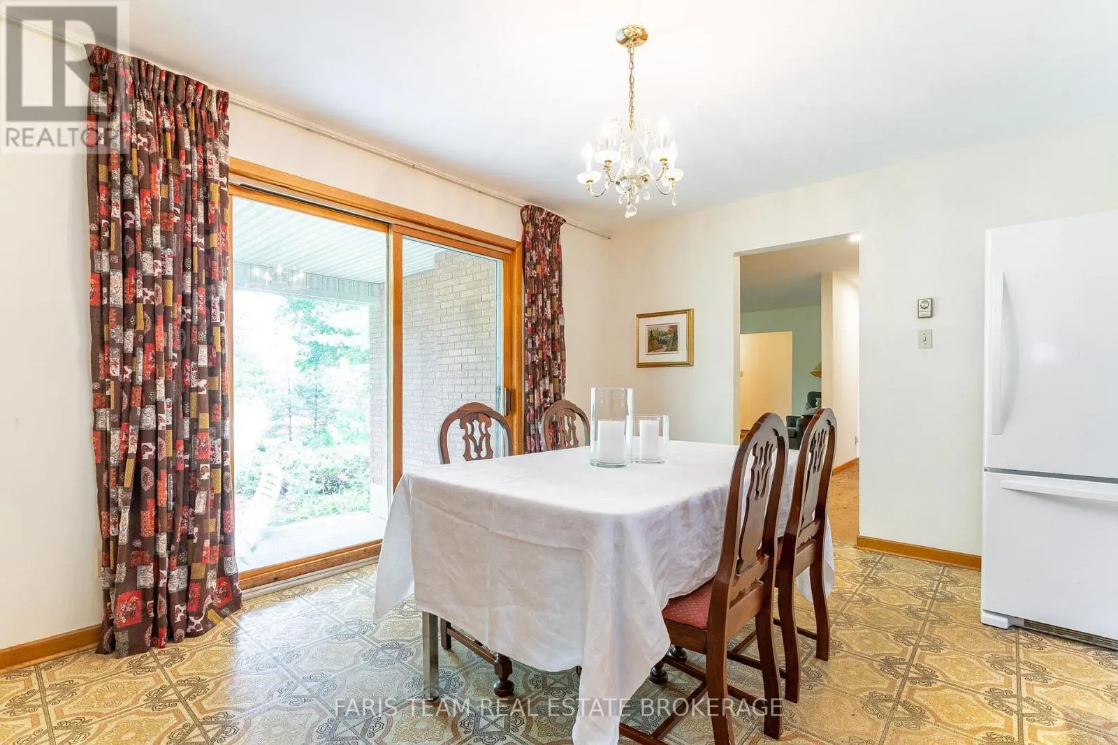 29 LORRIE CRESCENT