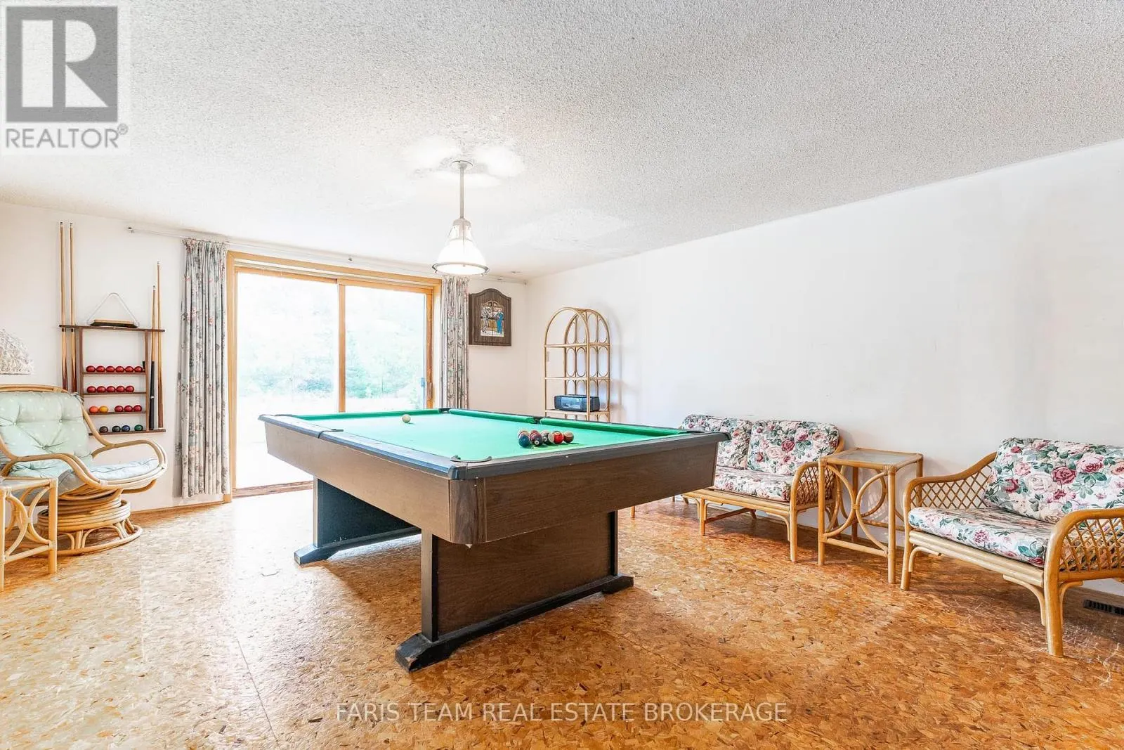29 LORRIE CRESCENT