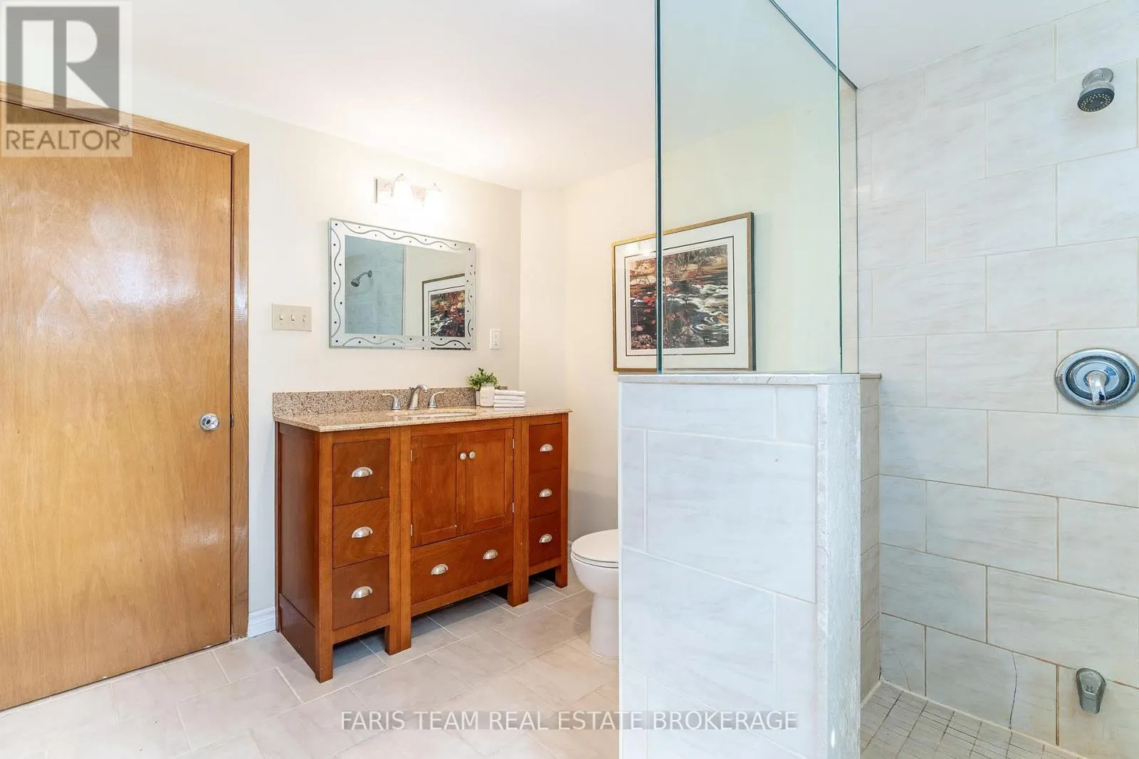29 LORRIE CRESCENT