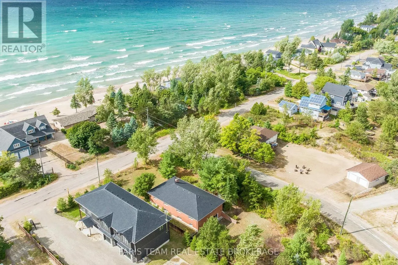29 LORRIE CRESCENT