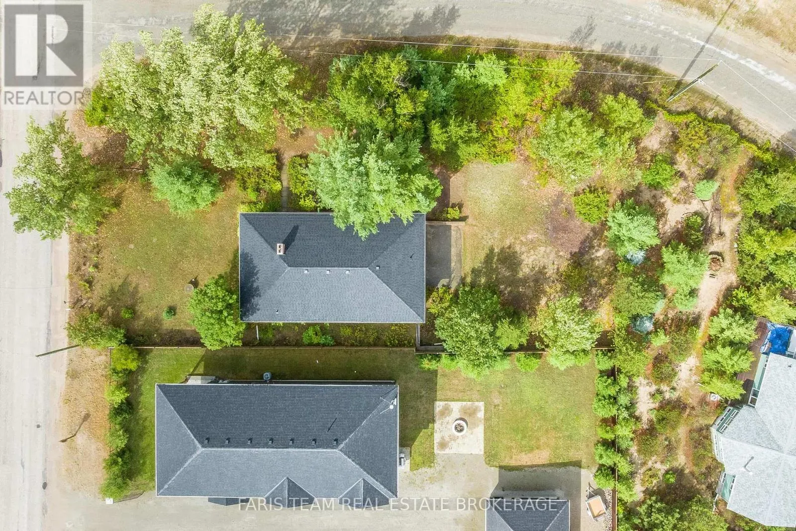 29 LORRIE CRESCENT