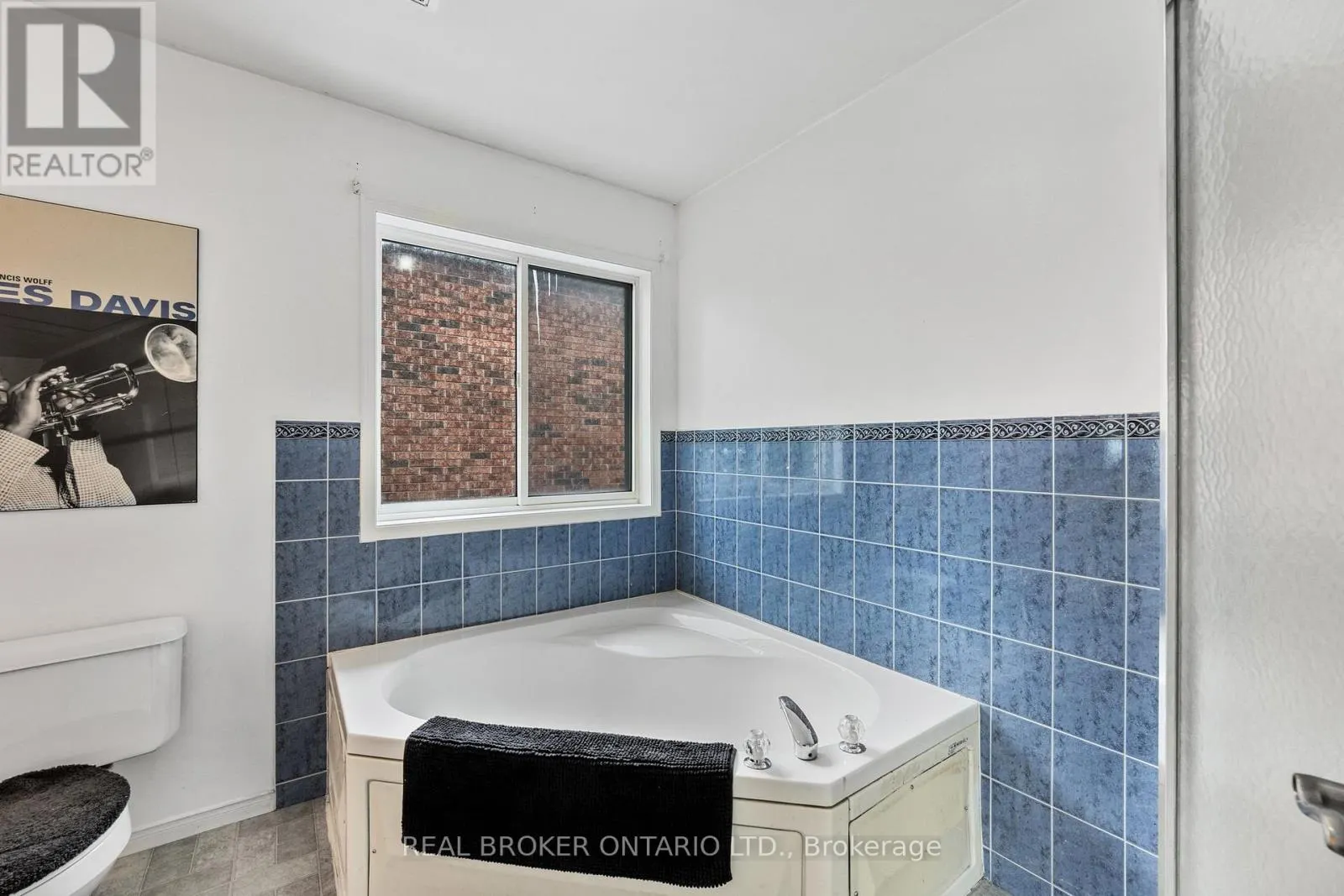 22 DYKSTRA DRIVE