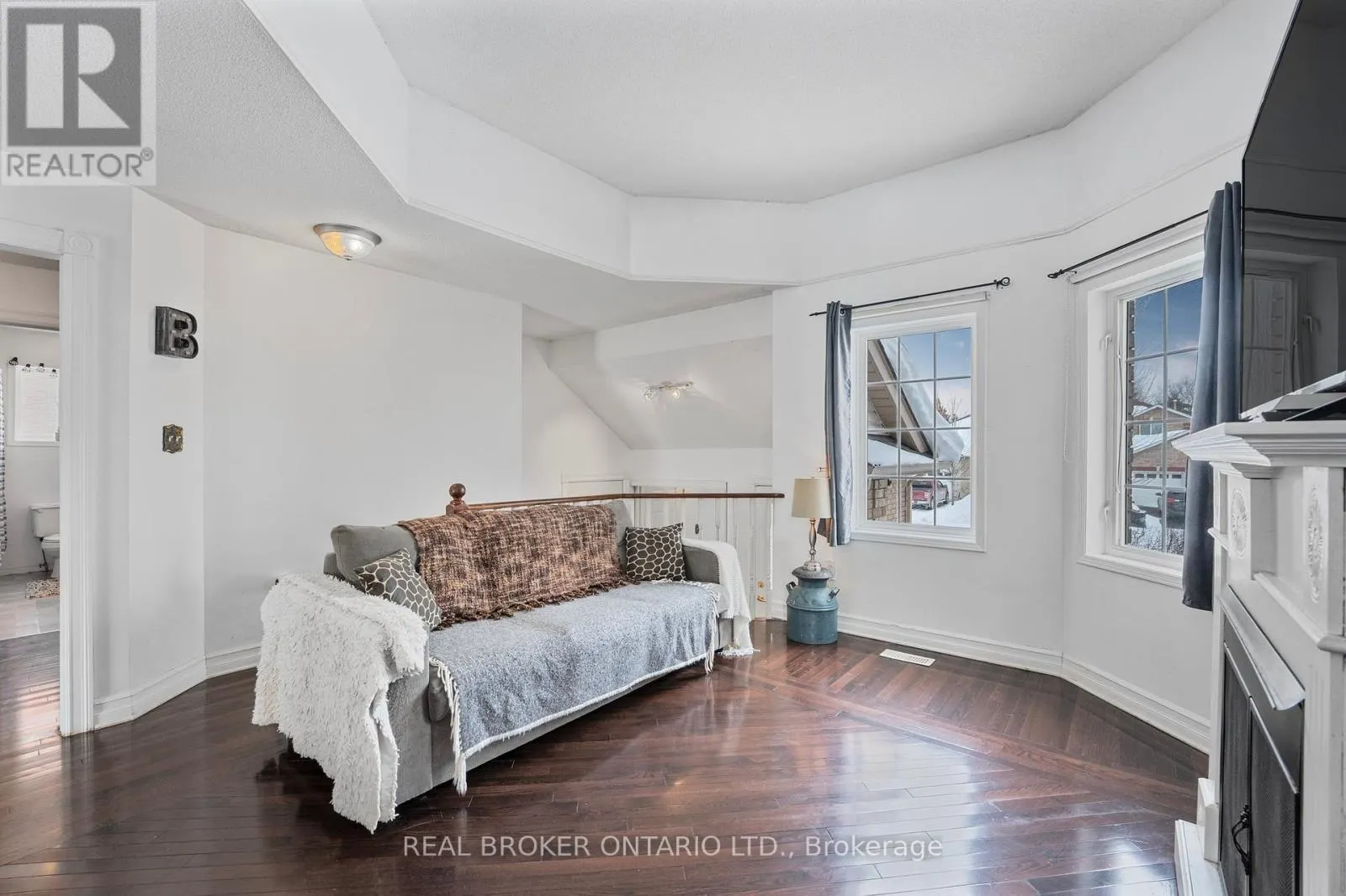 22 DYKSTRA DRIVE