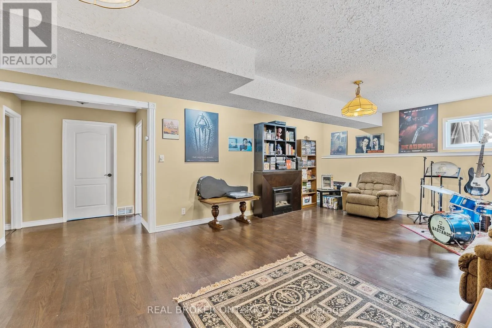 22 DYKSTRA DRIVE