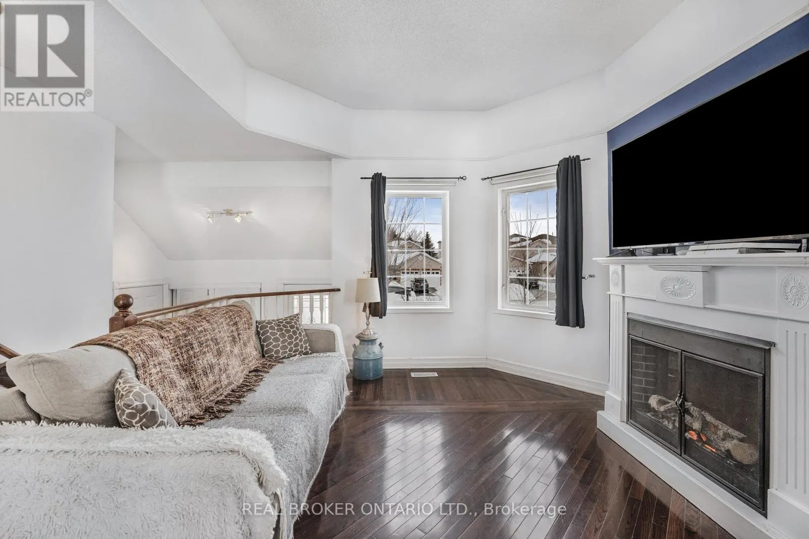 22 DYKSTRA DRIVE