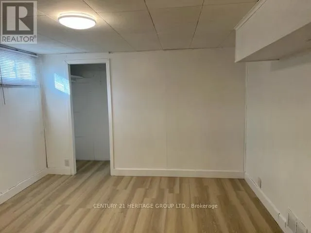 35 ARGYLE AVENUE