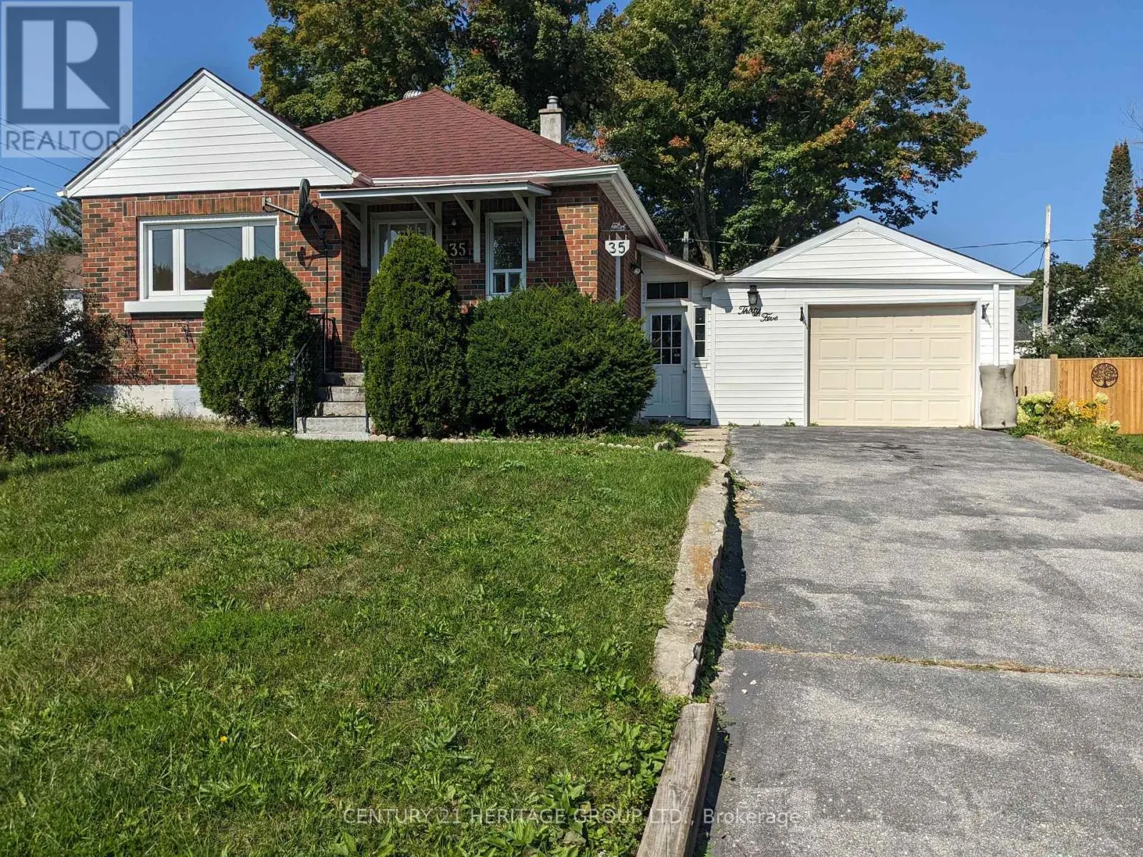 35 ARGYLE AVENUE