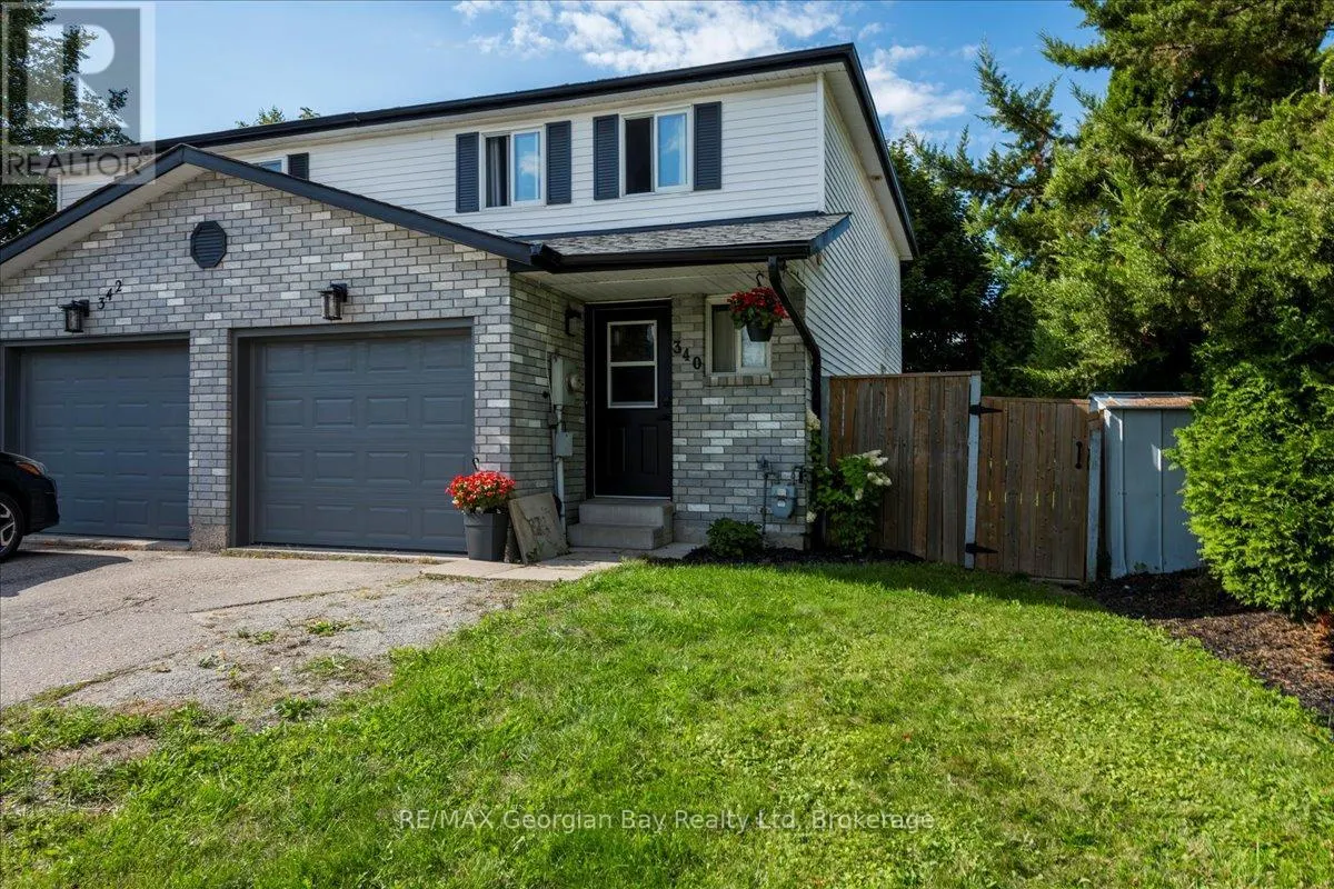 340 ROSE CRESCENT