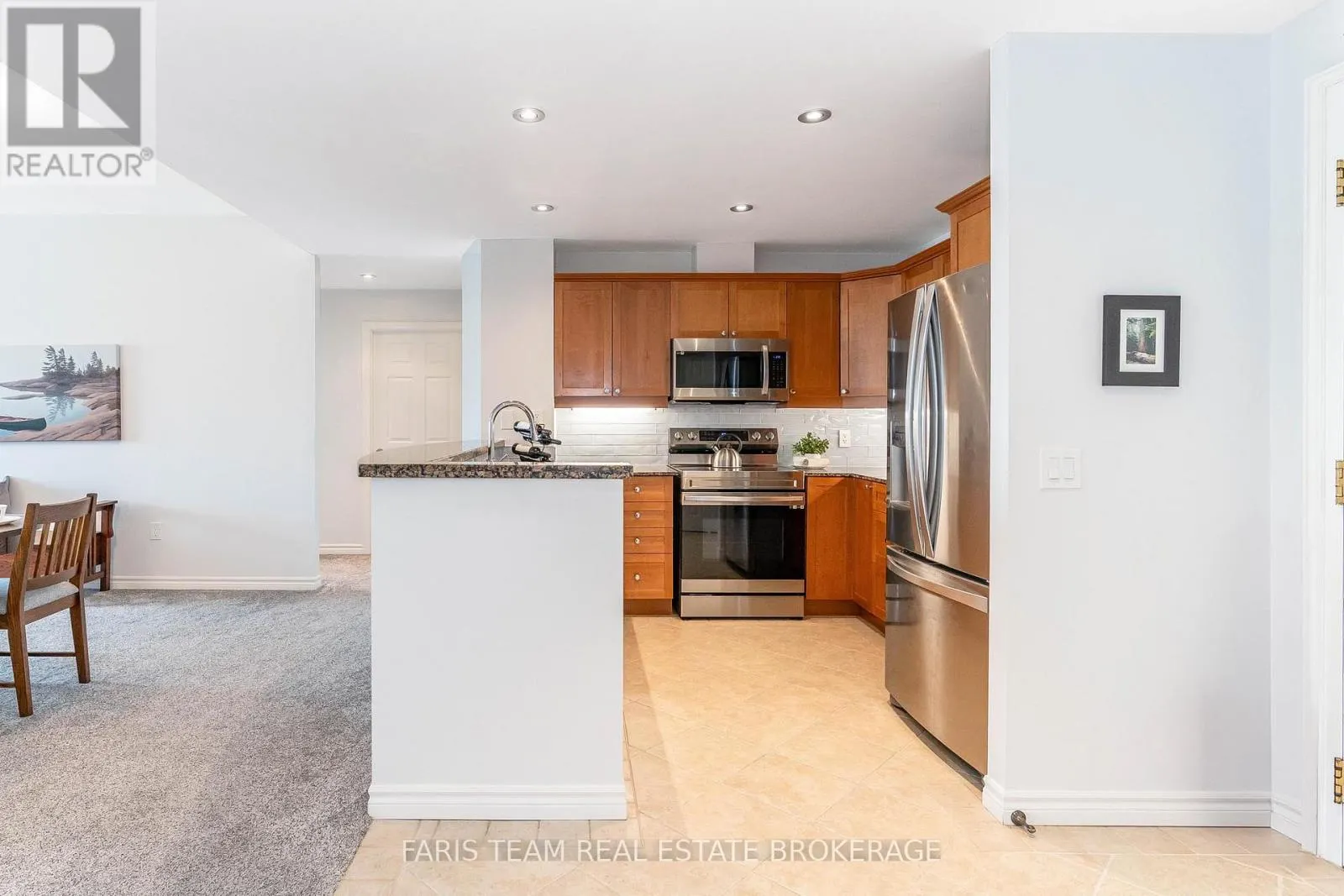 710 - 6 TORONTO STREET