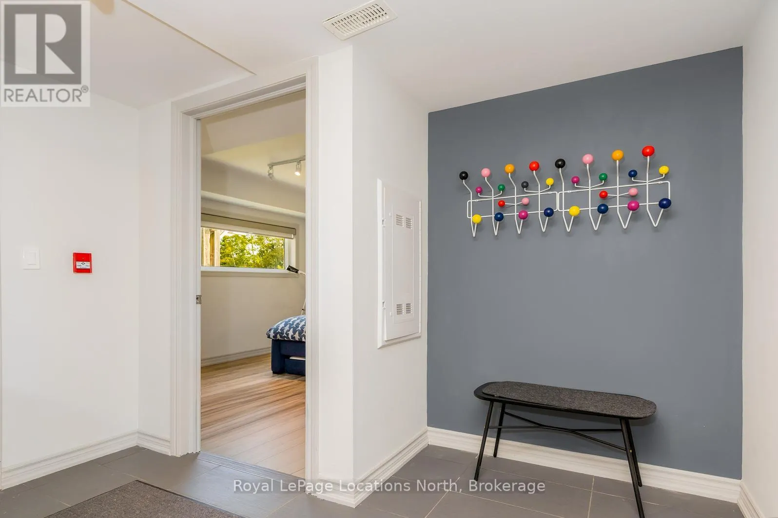 28 - 4 COVE COURT, #28