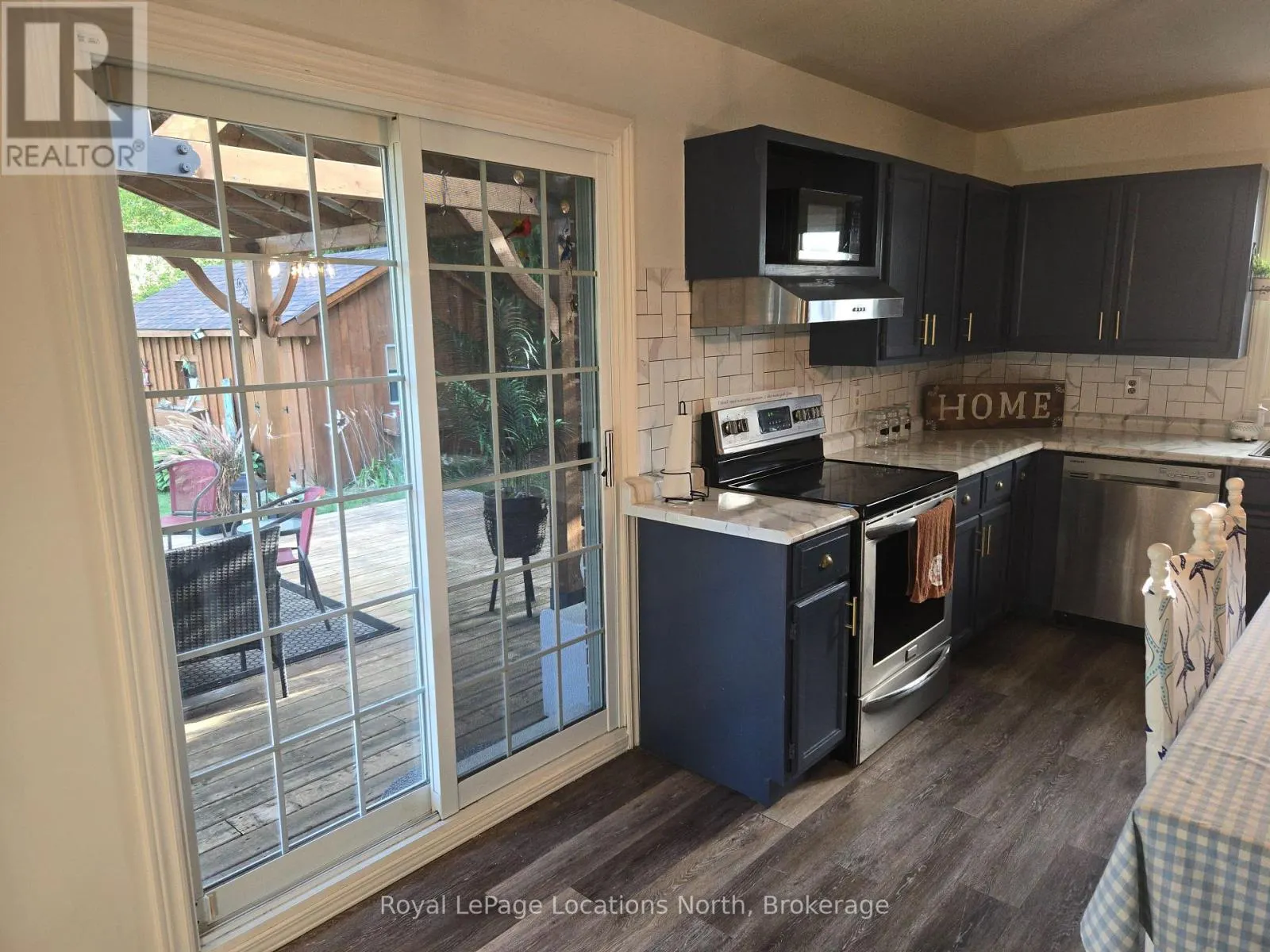 209 CHRISTOPHER STREET