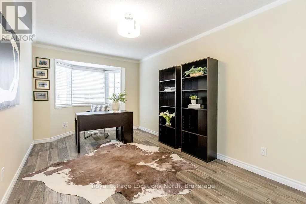 6 - 4 BECK BOULEVARD, #6