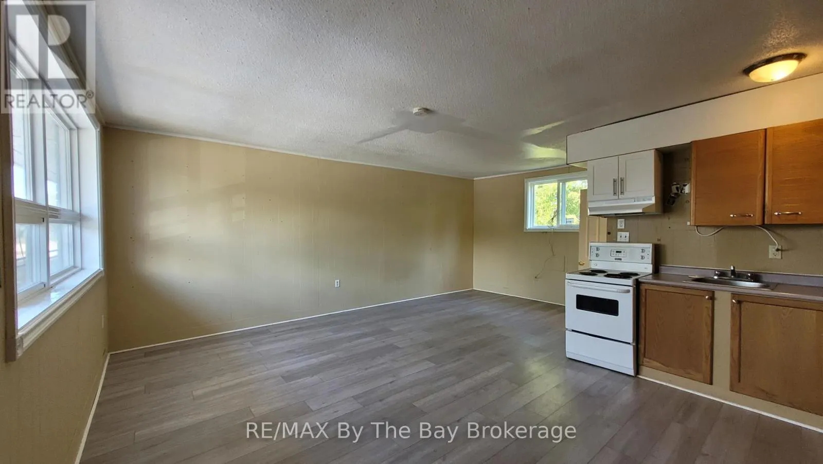 B04 - 280 RIVER ROAD E, #B04