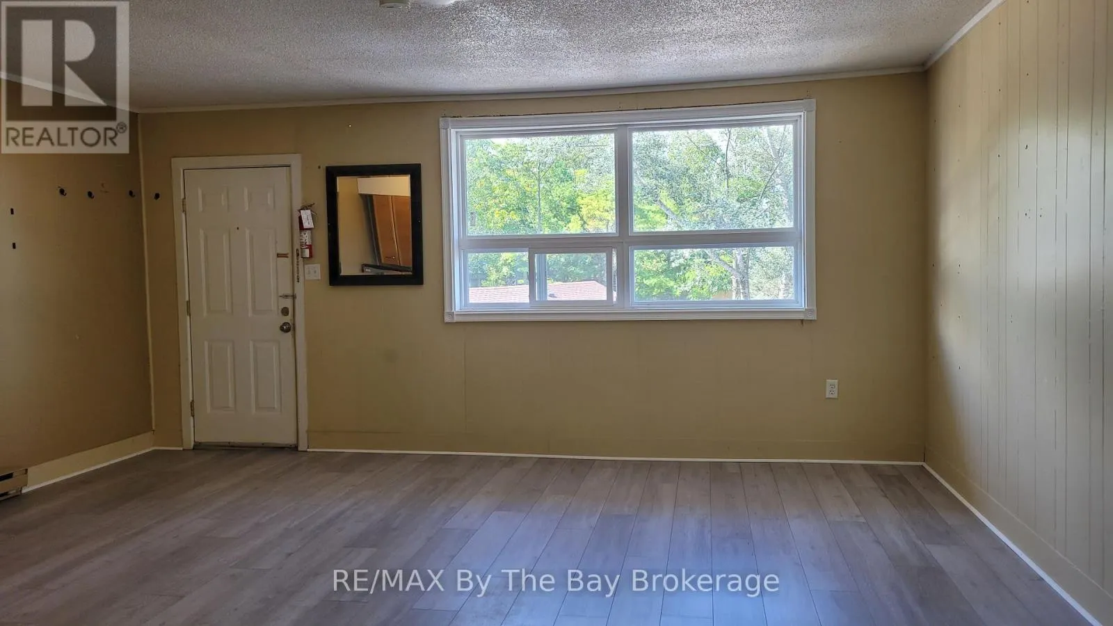 B04 - 280 RIVER ROAD E, #B04