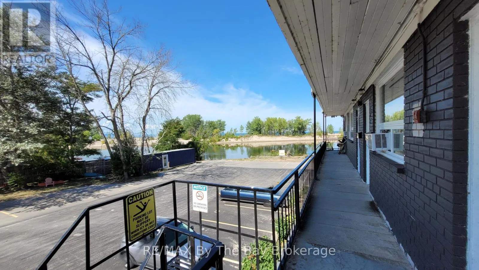 B04 - 280 RIVER ROAD E, #B04