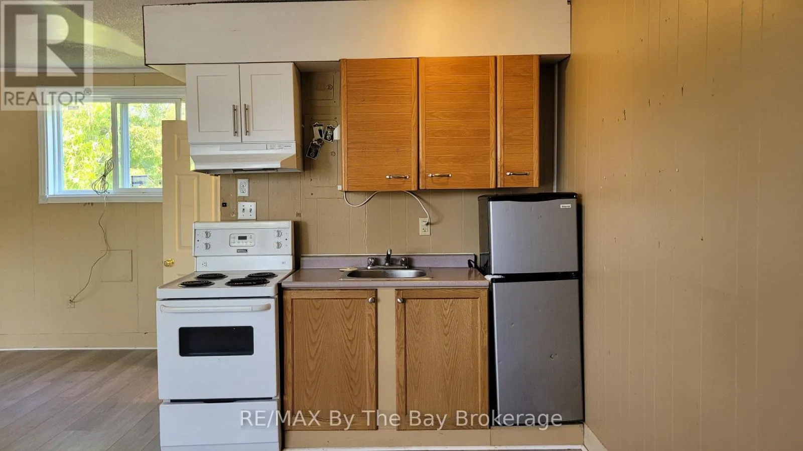B04 - 280 RIVER ROAD E, #B04
