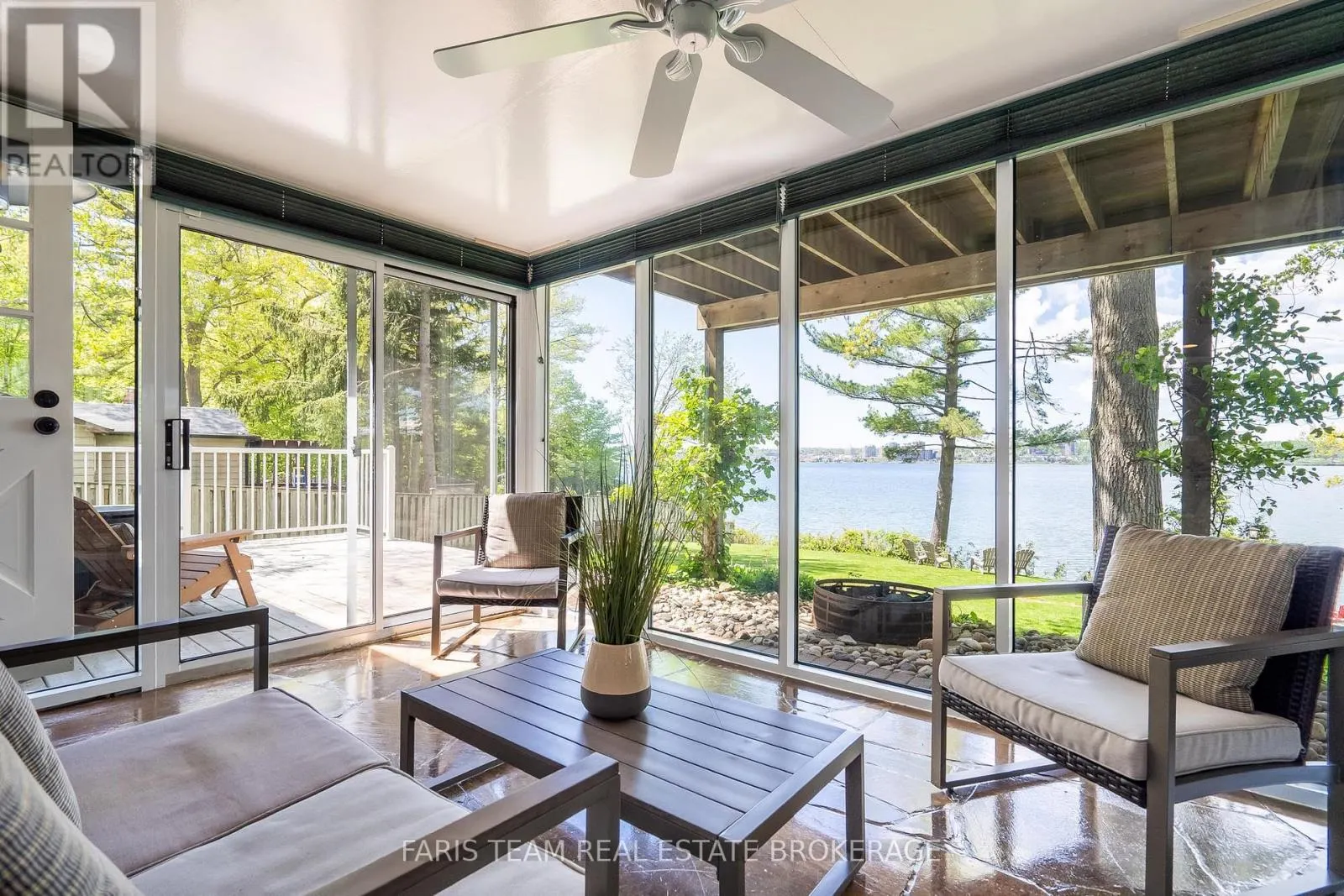 10 WHITE OAKS ROAD