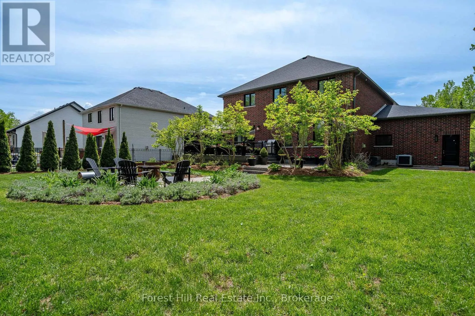 155 GLENLAKE BOULEVARD
