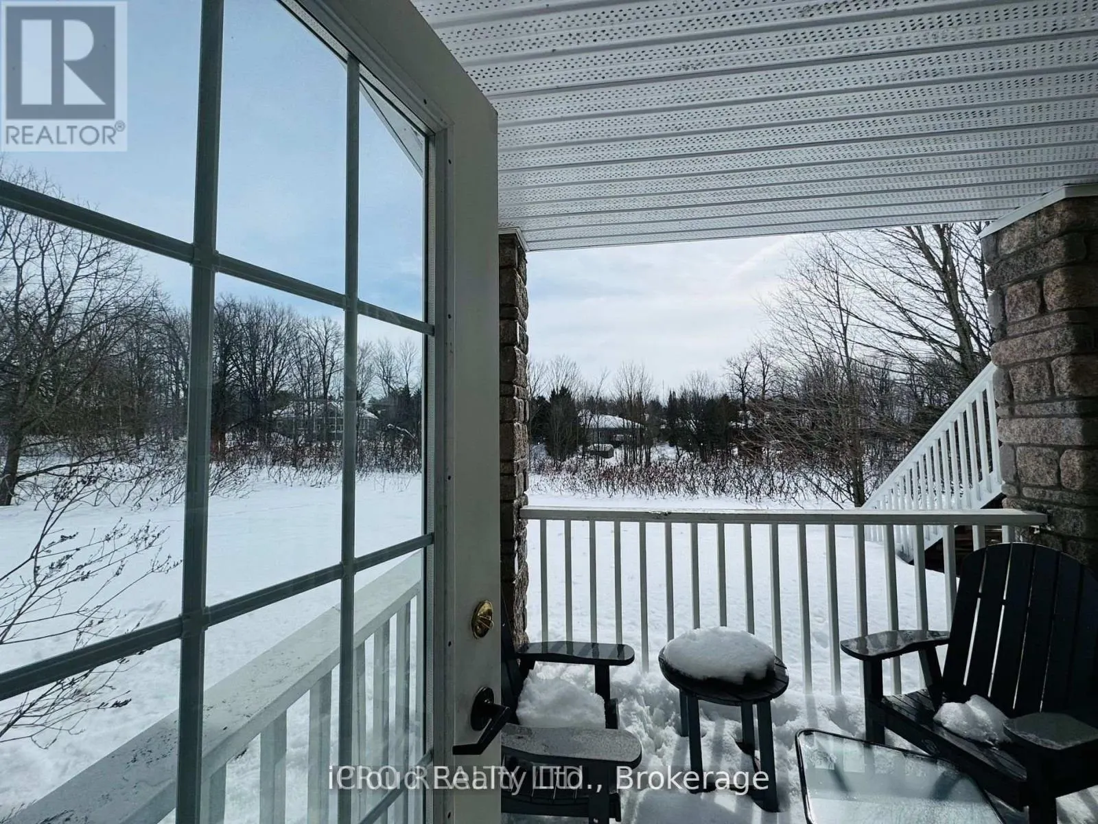 2076-77 - 90 HIGHLAND DRIVE