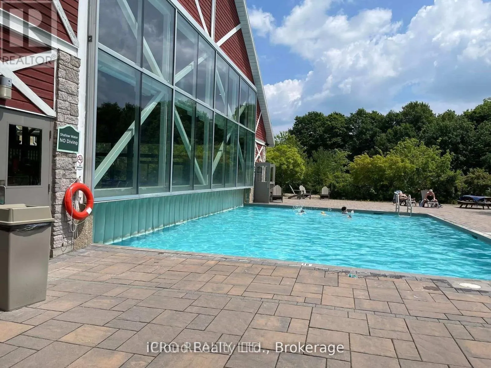 2076-77 - 90 HIGHLAND DRIVE