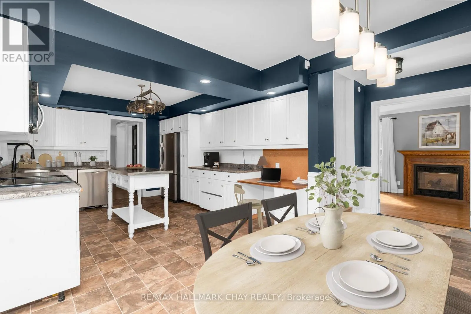 3127 PENETANGUISHENE ROAD
