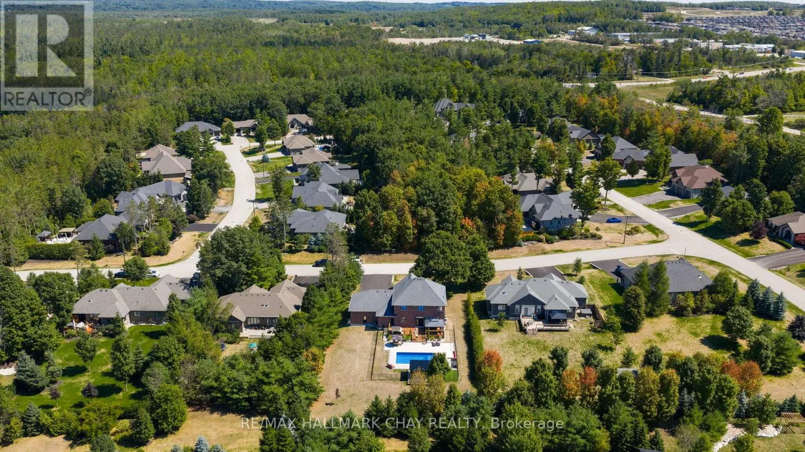 10 ROY HICKLING DRIVE