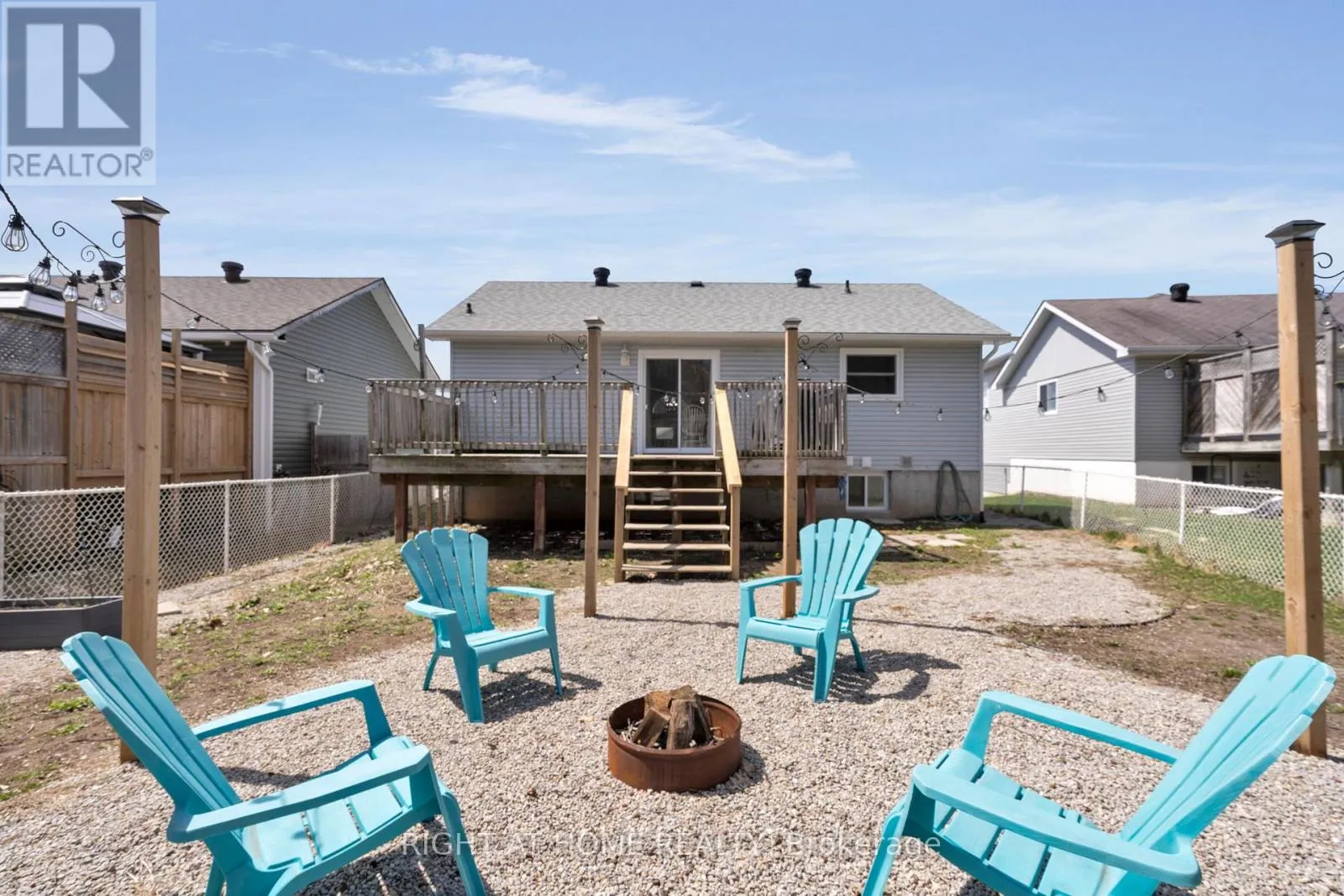 42 BYRNES CRESCENT
