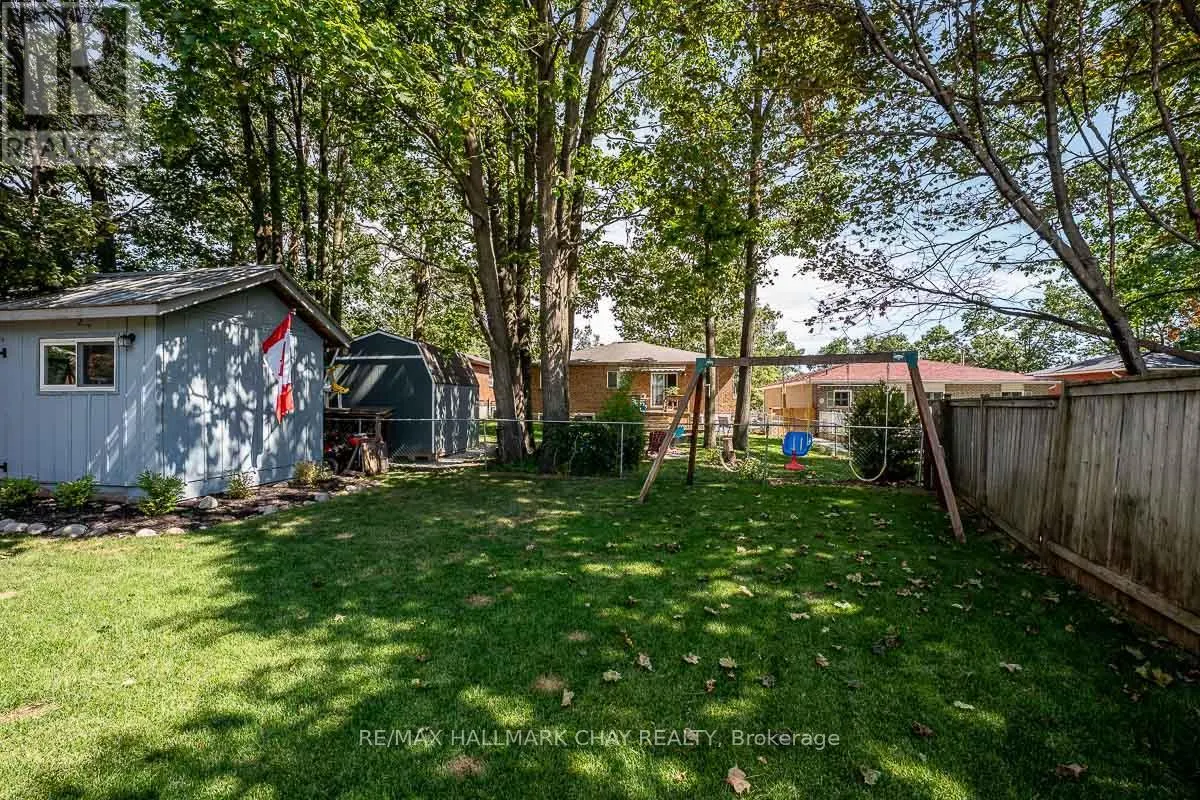 29 SHAW CRESCENT