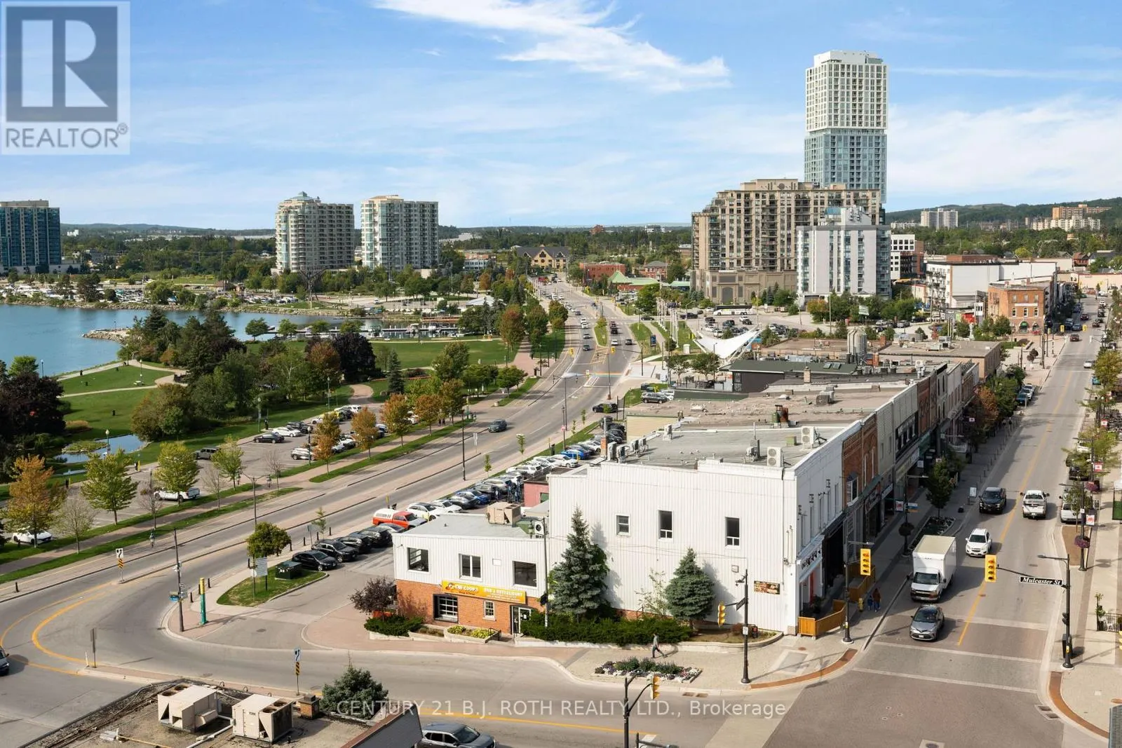 907 - 140 DUNLOP STREET E
