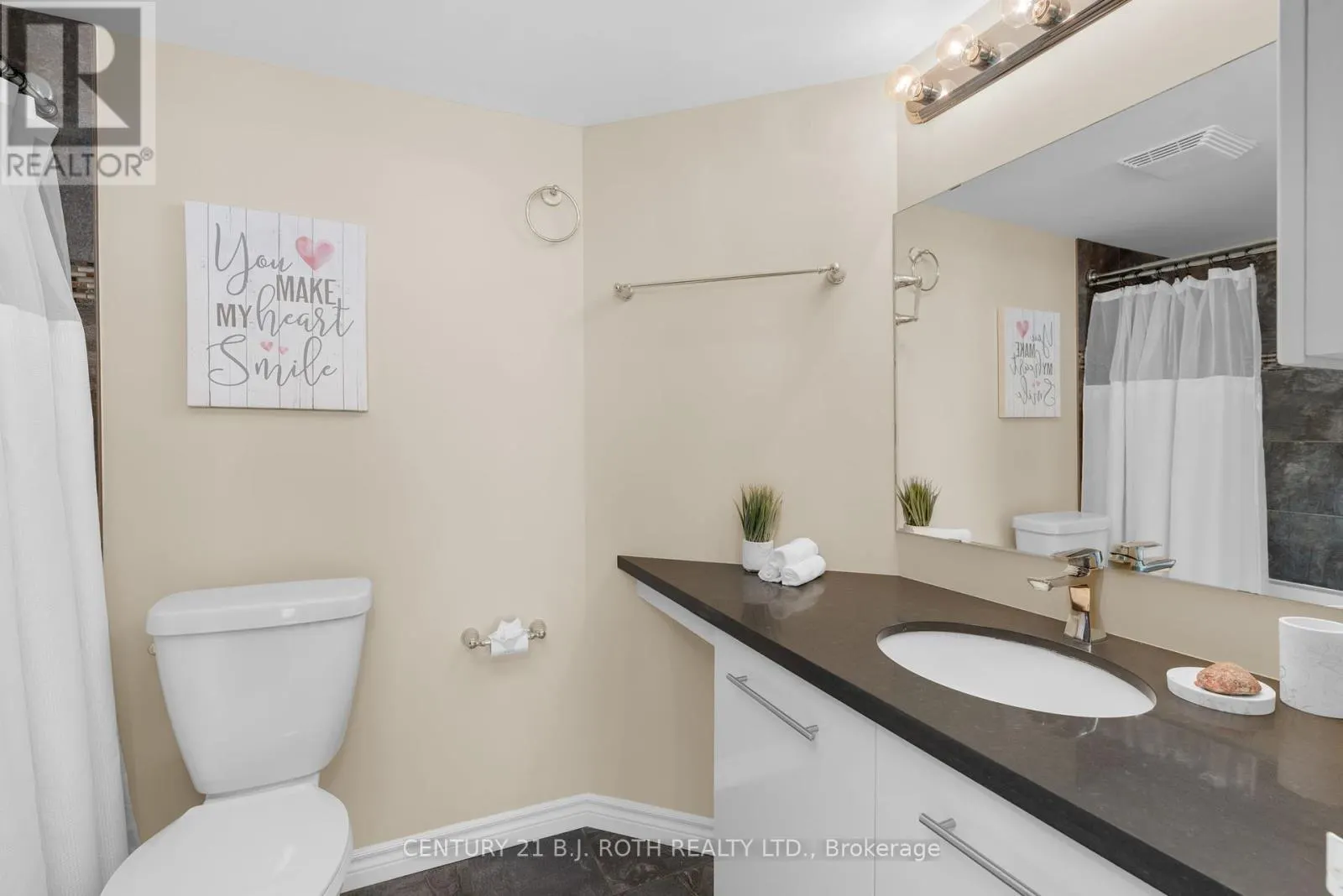 907 - 140 DUNLOP STREET E