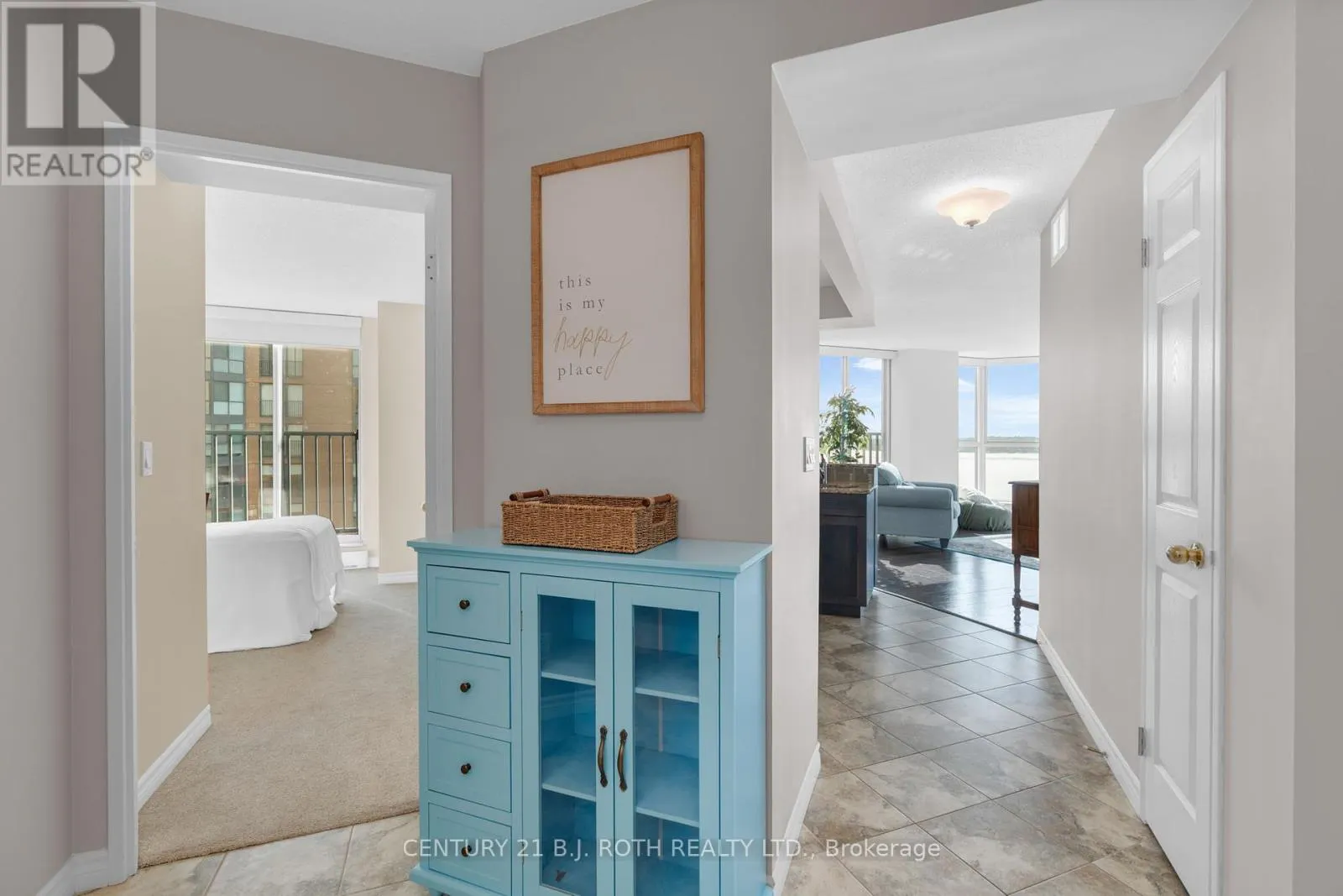 907 - 140 DUNLOP STREET E