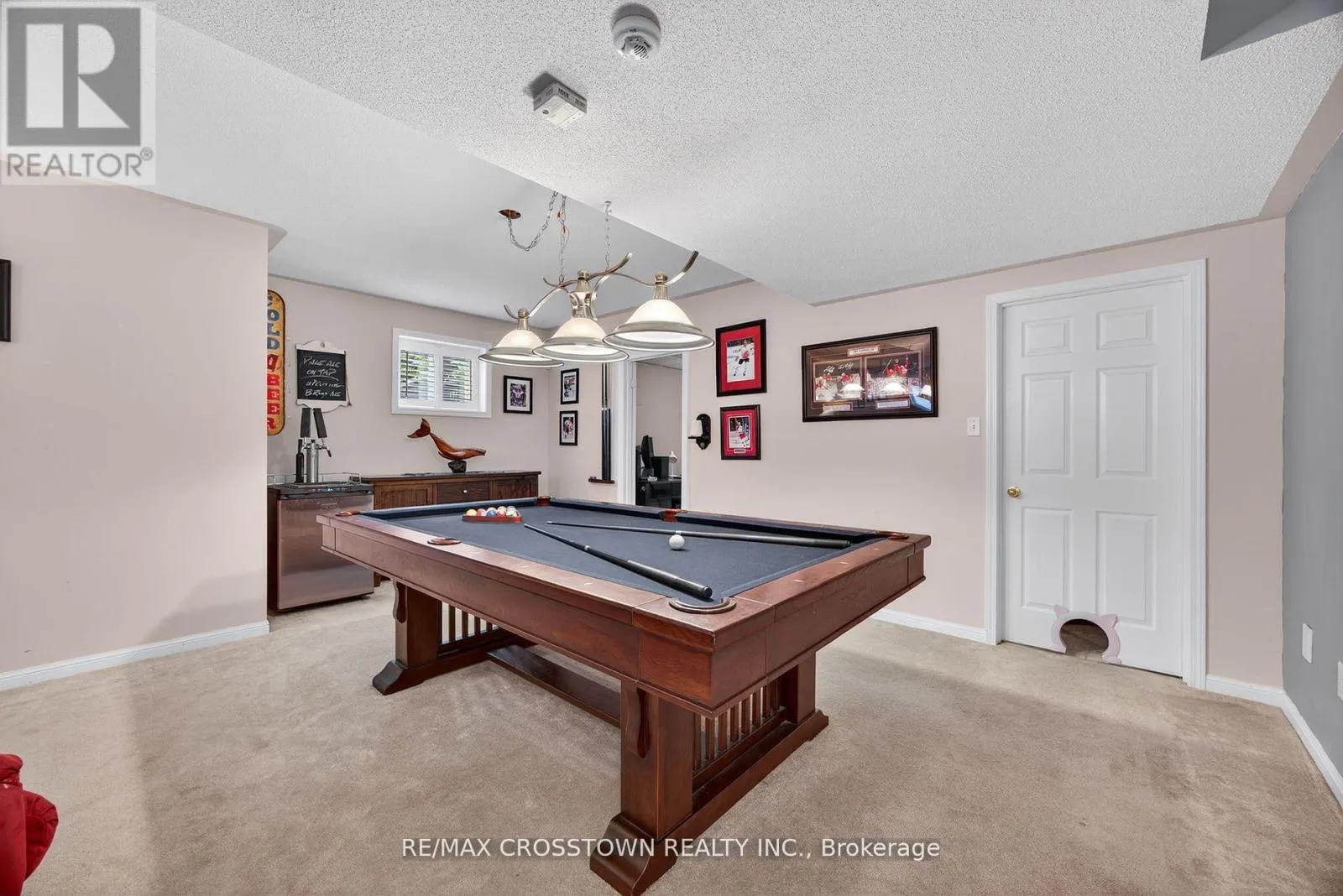 11 NORTHWOOD DRIVE