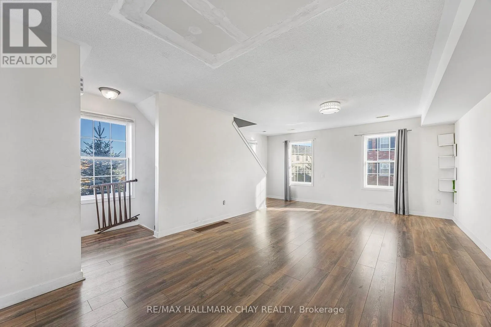 24 - 91 COUGHLIN ROAD