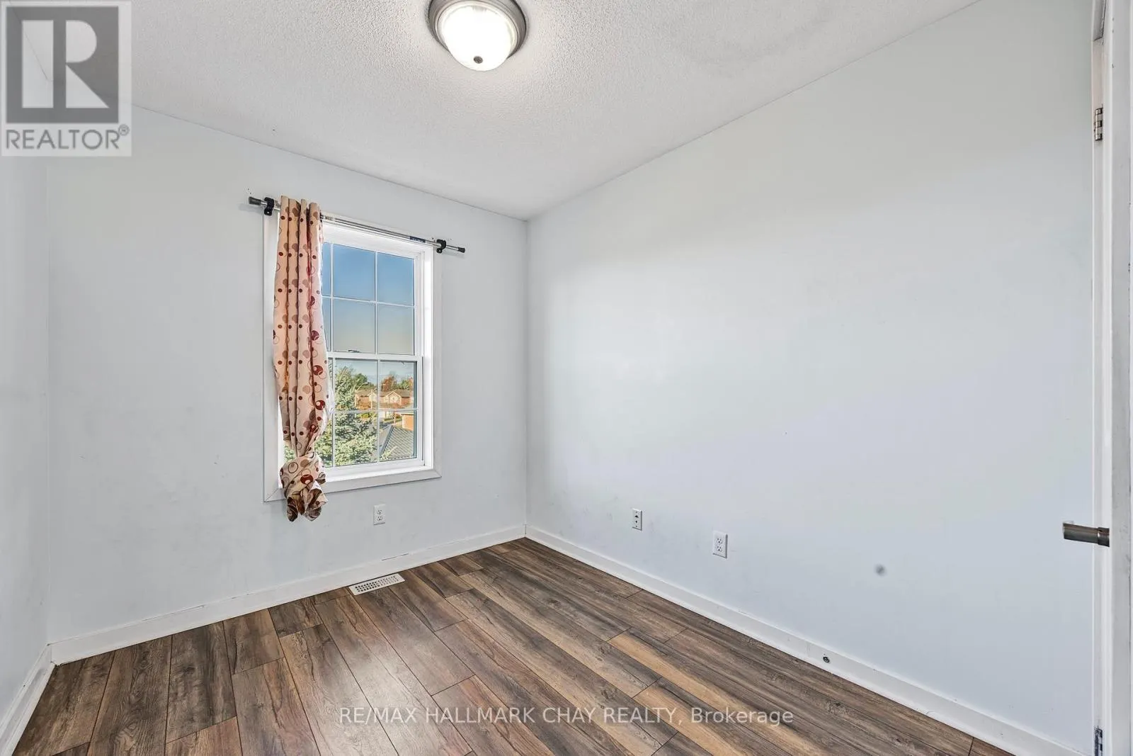 24 - 91 COUGHLIN ROAD