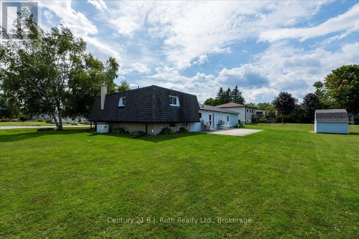 14 MEADOWS LANE